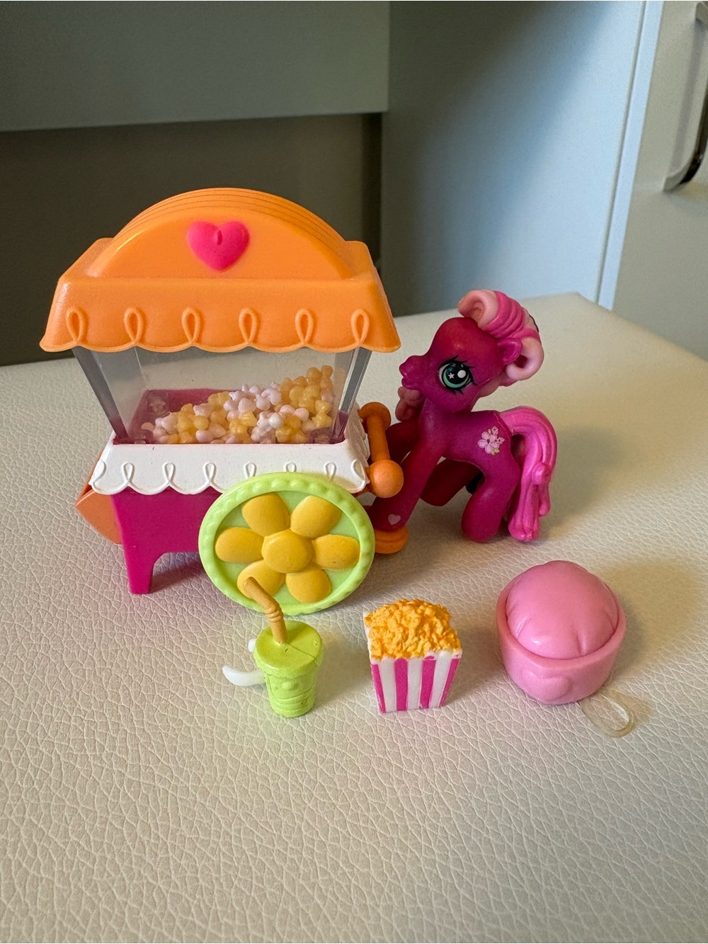 My Little Pony “popcorn with Cheerilee” playset-Complete!